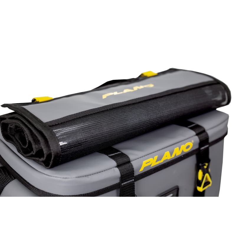 Plano Z-Series 3700 Tackle Bag w/Waterproof Base