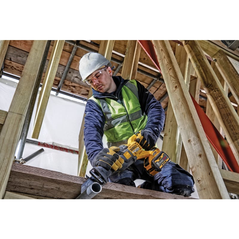 FlexVolt 60V MAX Brushless Cordless Reciprocating Saw Kit by DEWALT at Fleet Farm