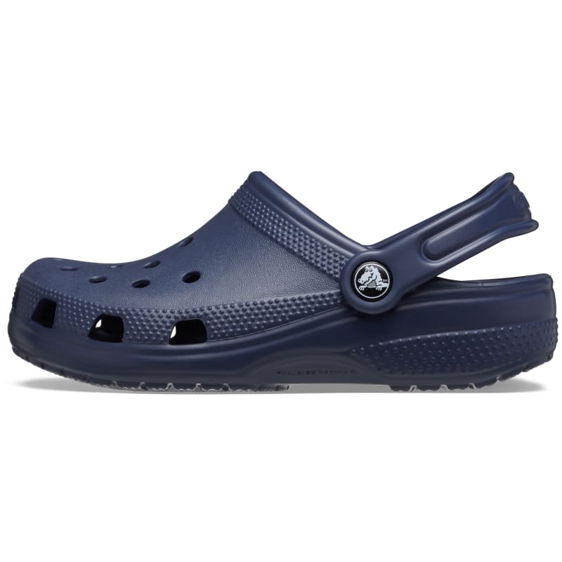 Crocs best sale fleet farm