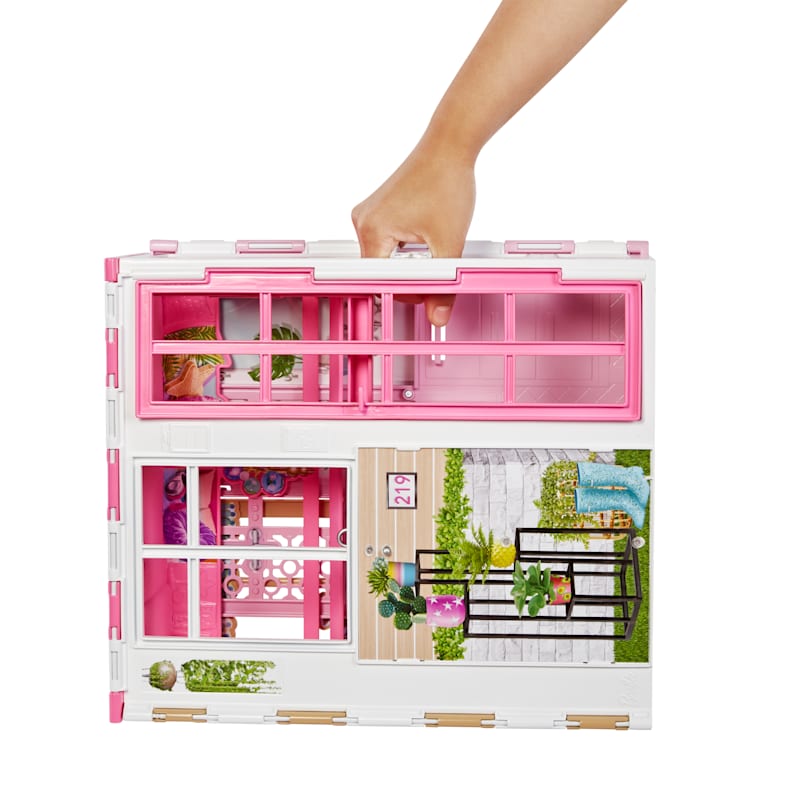 Foldable barbie dollhouse shop