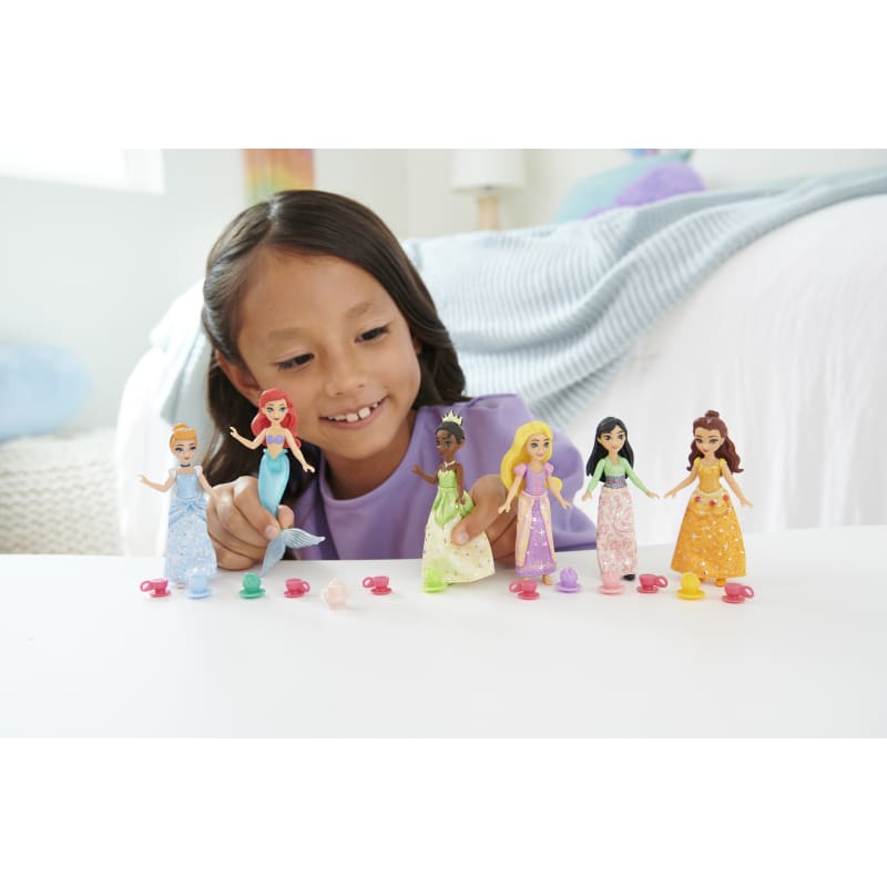 Disney Princess 8 Count Mini Play Pack with Small Coloring Book