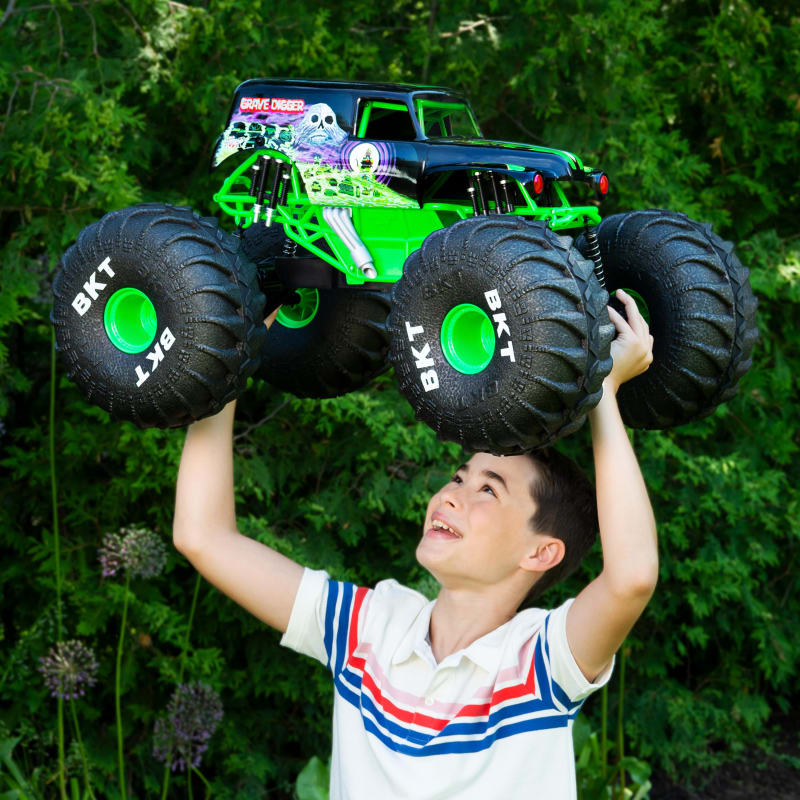 One-of-a-kind Custom Grave Digger Bed (Monster Truck / Monster Jam)