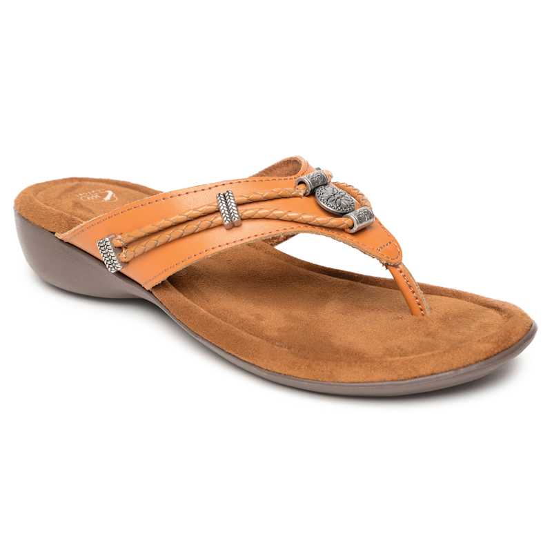 Fleet farm sandals 2025