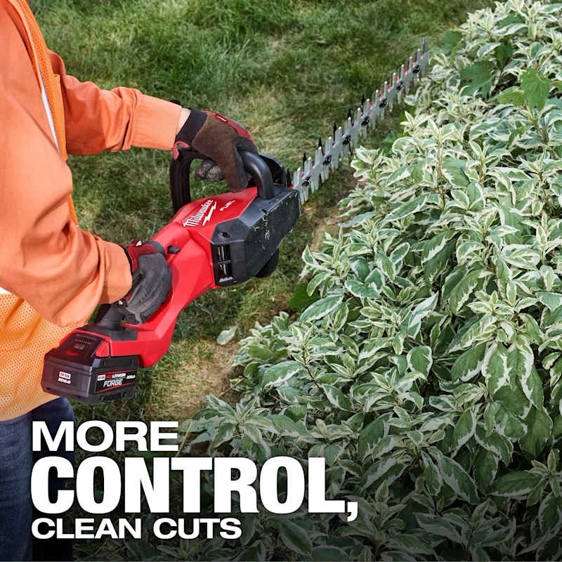 M18 FUEL™ 24" Hedge Trimmer | Milwaukee Tool