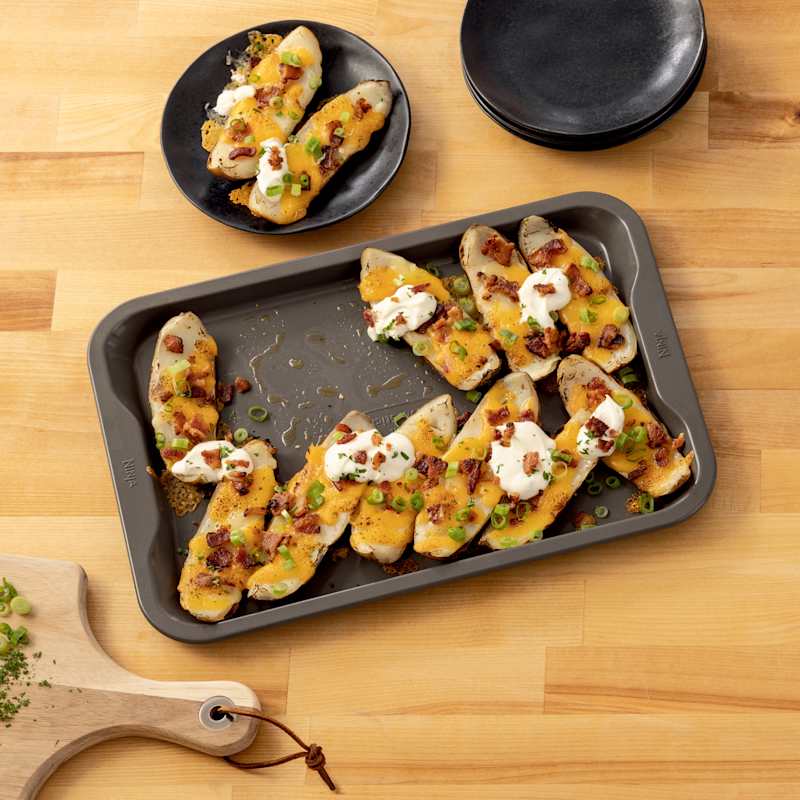NeverStick Essential 10 in x 15 in Cookie Pan with Rack by Ninja