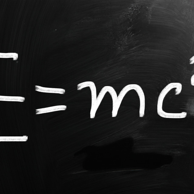 Е равно мс. Уравнение Эйнштейна е мс2. Теория относительности e mc2.