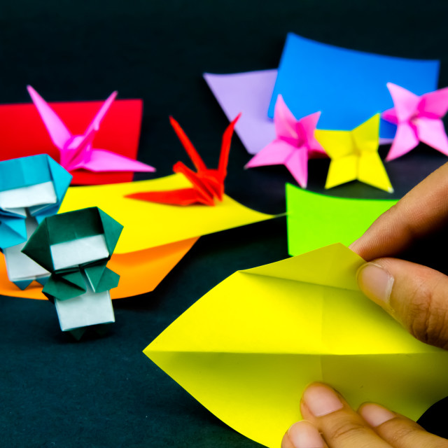 Japanese Origami Toys Folding Instructions; How to Play - License ...