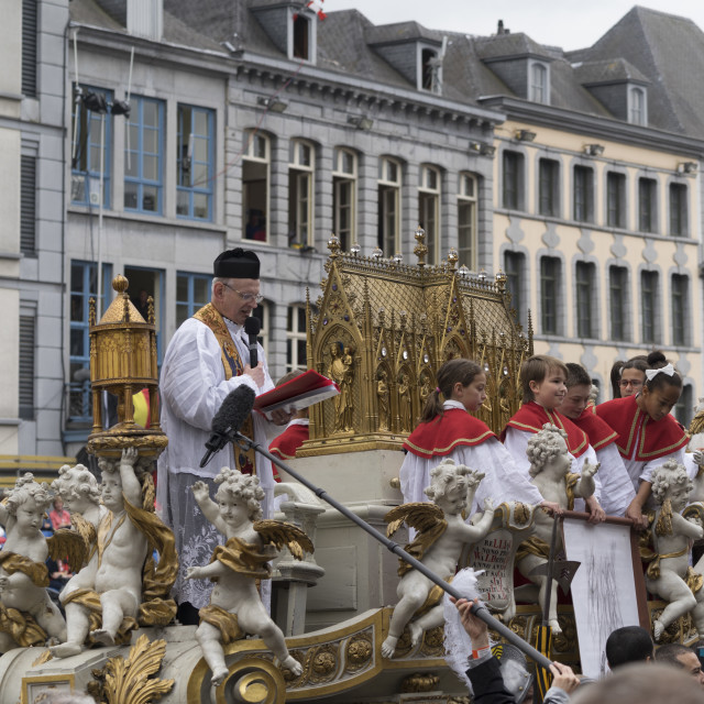 "Saint Waudru Prozession in Mons" stock image