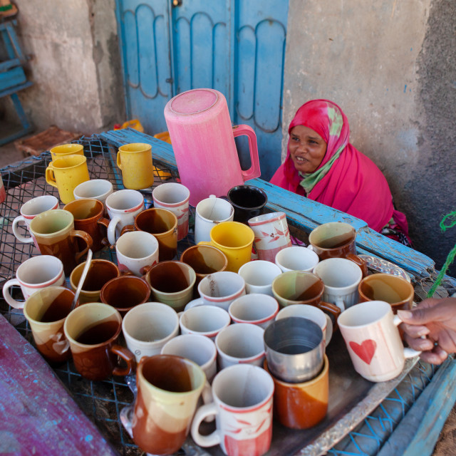 "Somali woman selling tea and coffee in the street, Woqooyi Galbeed region,..." stock image