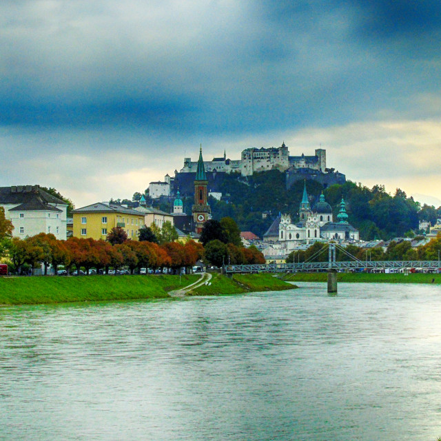 "River, Bridge & Castle" by Barry Whyte - £15.00 "River, Bridge & Castle" stock image