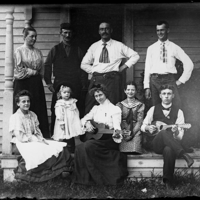 "VINTAGE FAMILY PORTRAIT, MUSICIANS" by JOHN MOUNT - $25.10 "VINTAGE FAMILY PORTRAIT, MUSICIANS" stock image