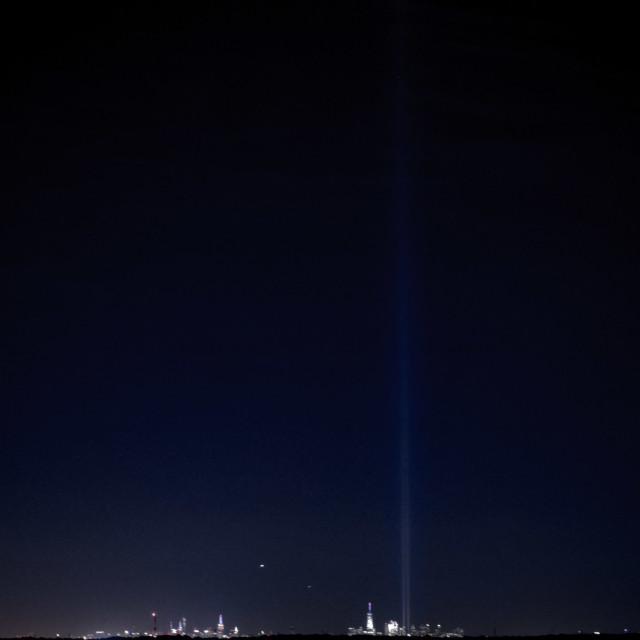 "9/11 TRIBUTE IN LIGHT" by JOHN MOUNT - $25.14 "9/11 TRIBUTE IN LIGHT" stock image