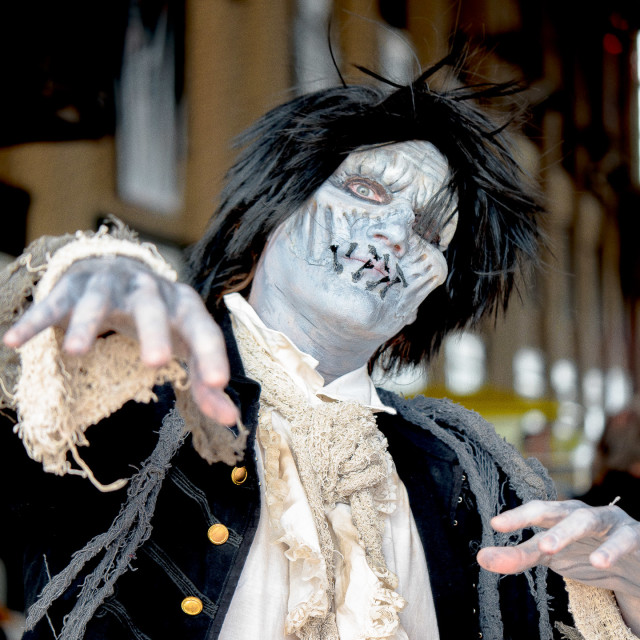 "HOCUS POCUS MOVIE ZOMBIE" by JOHN MOUNT - $25.14 "HOCUS POCUS MOVIE ZOMBIE" stock image