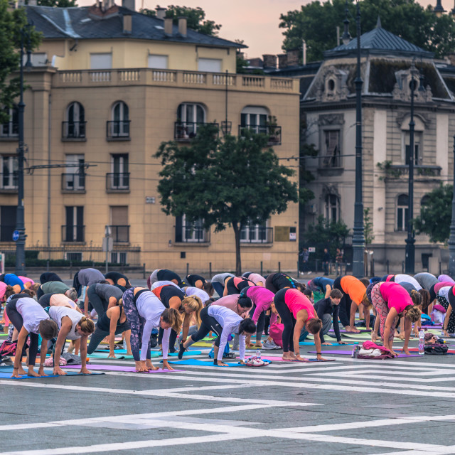 "Budapest - June 21, 2019: Yoga event at dawn in Heroes Square in Budapest,..." stock image