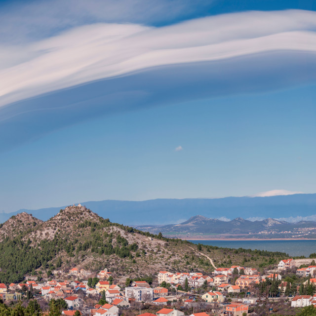 "Panorama Lenticularis cloud" stock image