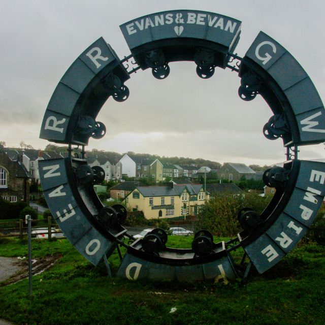 "Wheel o' Drams sculpture" stock image