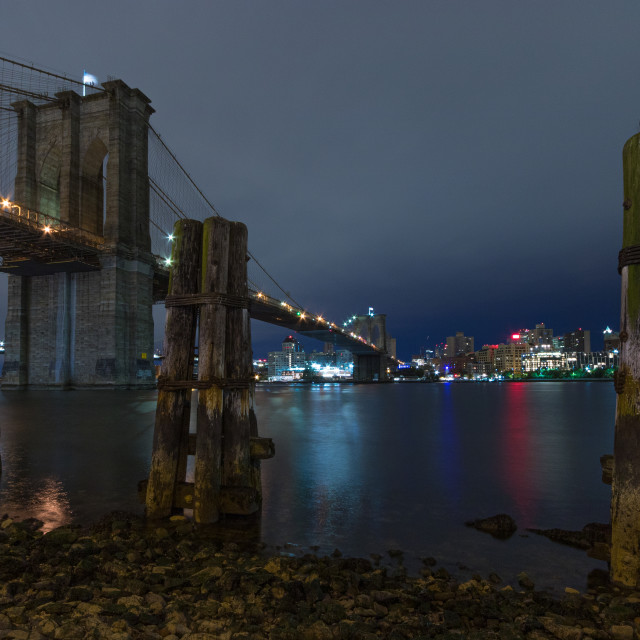 "Brooklyn Bridge Looking Back" stock image