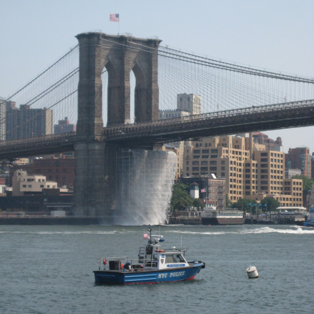 "Brooklyn Bridge Waterfalls Art project" stock image