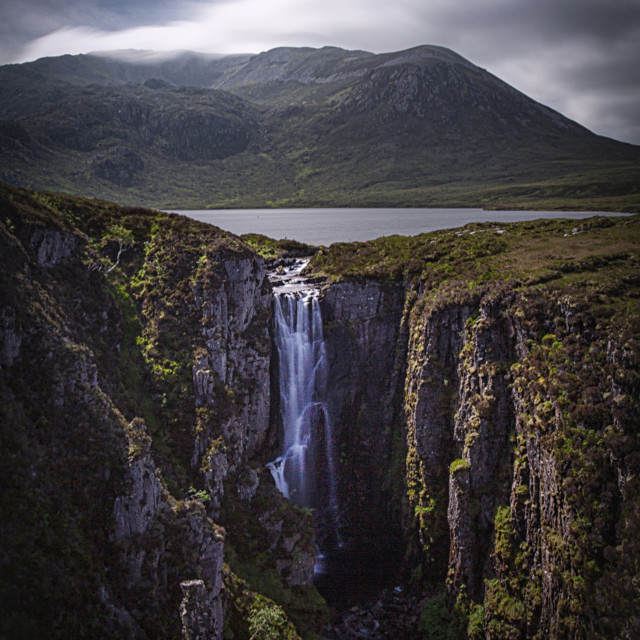 "A Wailing Widow, Kylesku, Scottish Highlands" by John McGowan - £15.00 "A Wailing Widow, Kylesku, Scottish Highlands" stock image