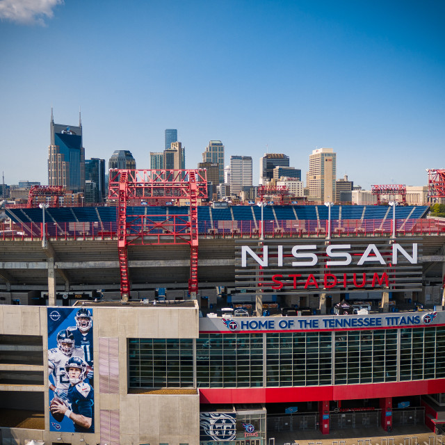 nashville tn titans stadium, titans stadium and nashville skyline  nashville tennessee skyline and