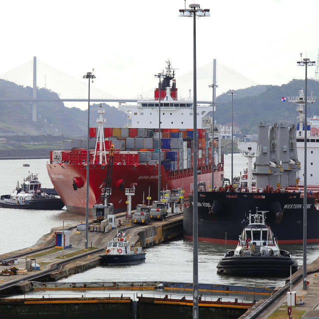 "Barcos por el Canal de Panama" stock image