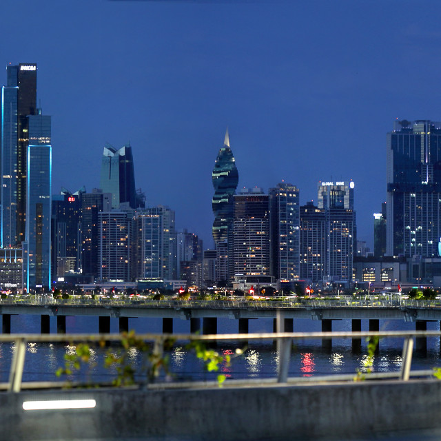 "Vista Panorámica a la Ciudad desde Tramo Marino" stock image