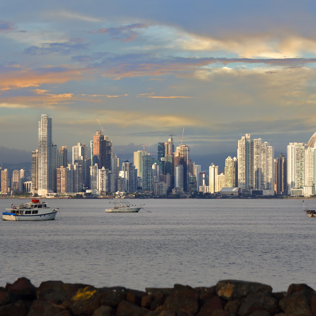 "atardecer ciudad de Panama" stock image