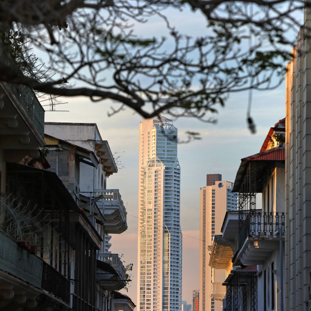 "Antiguo y Moderno" stock image