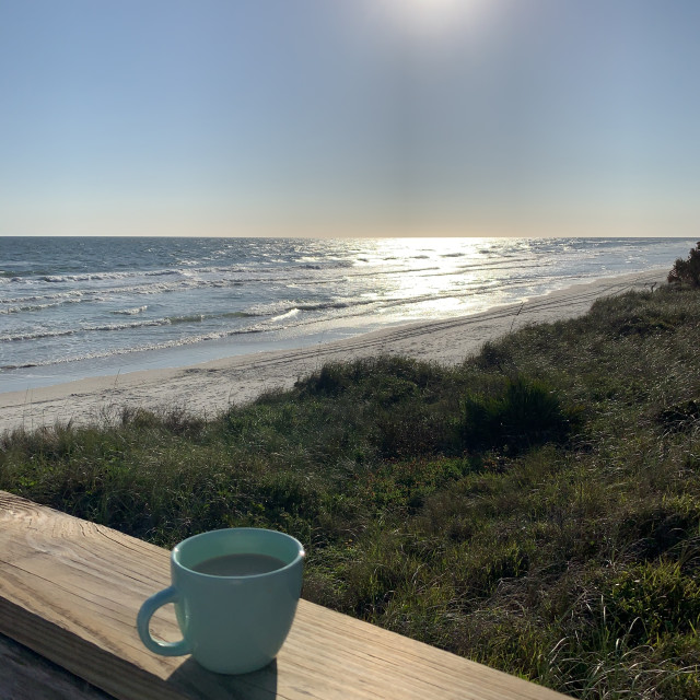 "Coffee at the Beach" by Melissa Minnella - £15.00 "Coffee at the Beach" stock image