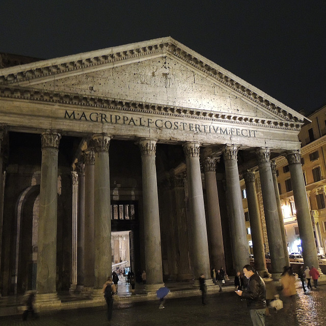 "The Pantheon at night" by Amit Mendelsohn - £50.00 "The Pantheon at night" stock image