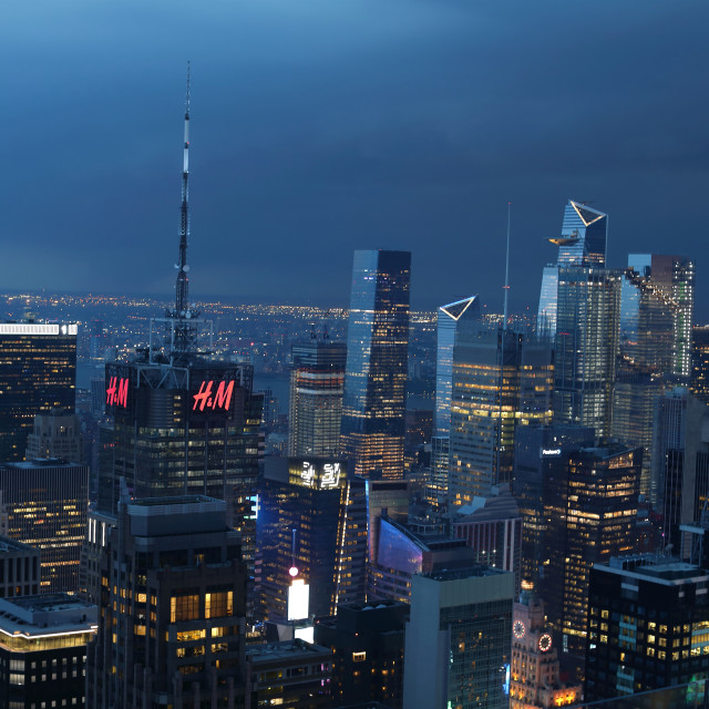 "ciudad de new york" by Panamarketphoto - $24.93 "ciudad de new york" stock image