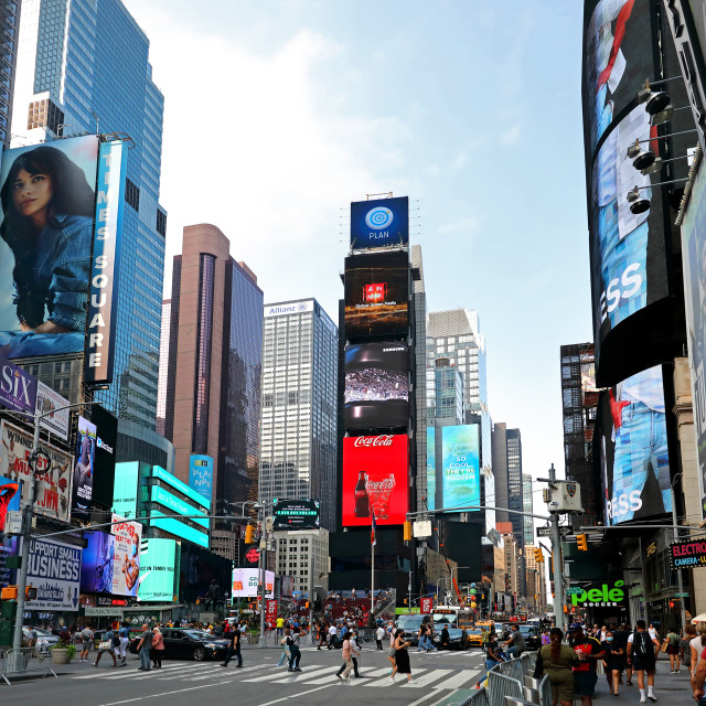 "ciudad de new york" by Panamarketphoto - $24.93 "ciudad de new york" stock image