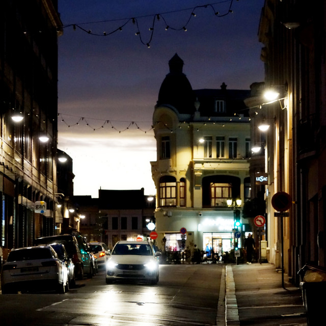 "St. Quentin - street at Night" stock image