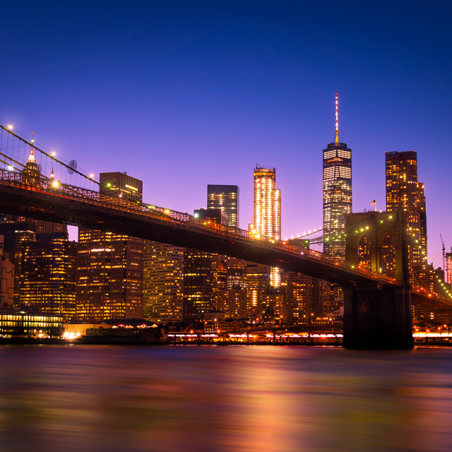 View of Brooklyn Bridge and Manhattan skyline WTC Freedom Tower from ...