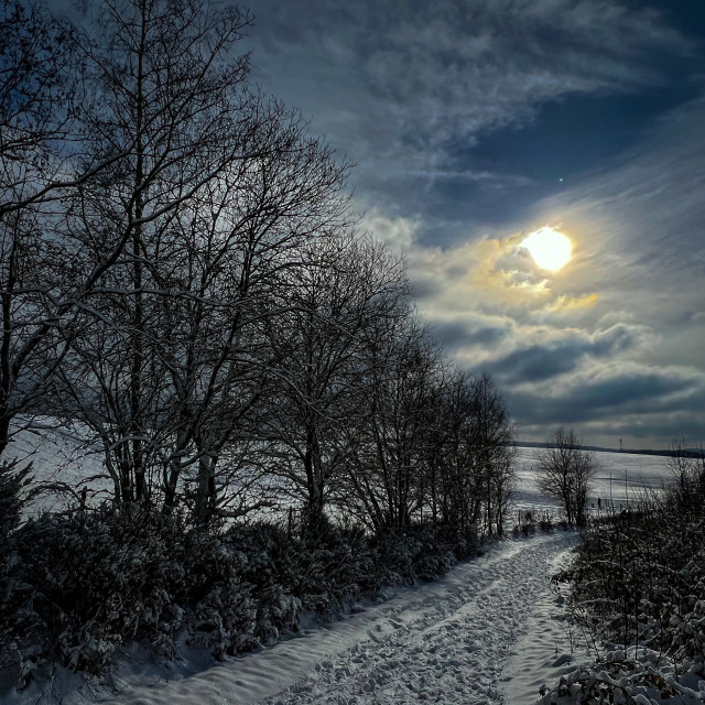 "Morgensonne über Neuschnee" stock image