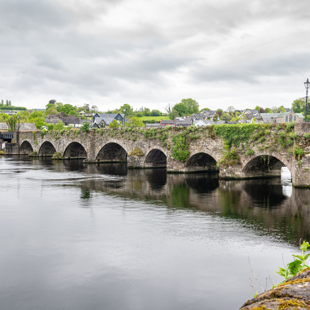 "Killaloe Road Bridge over the River Shannon, County Clare to County Tipperary, Ireland" stock image