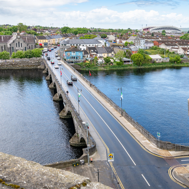 "Thomond Bridge across the River Shannon from King John's Castle, Limerick, Ireland" stock image