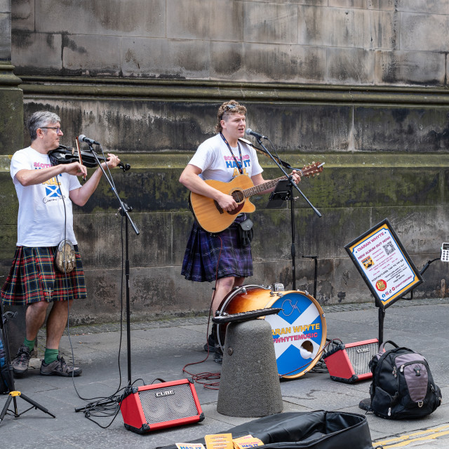 "Street Performers on the Royal Mile, Edinburgh, Scotland" stock image