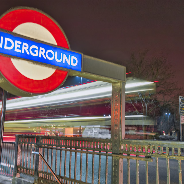 "DOUBLE DECKER BUS LIGHT TRAIL AT MARBLE ARCH IV" stock image