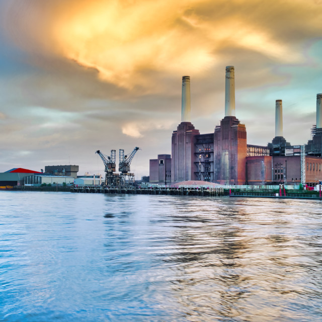 "ICONIC BATTERSEA POWER STATION DURING SUNSET III" stock image