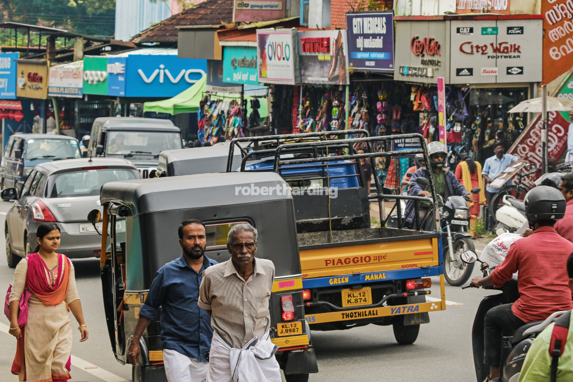 "Bustling Main Road in Kalpetta, the busy tea, coffee & tourism town in scenic..." by robertharding - $62.31 "Bustling Main Road in Kalpetta, the busy tea, coffee & tourism town in scenic..." stock image
