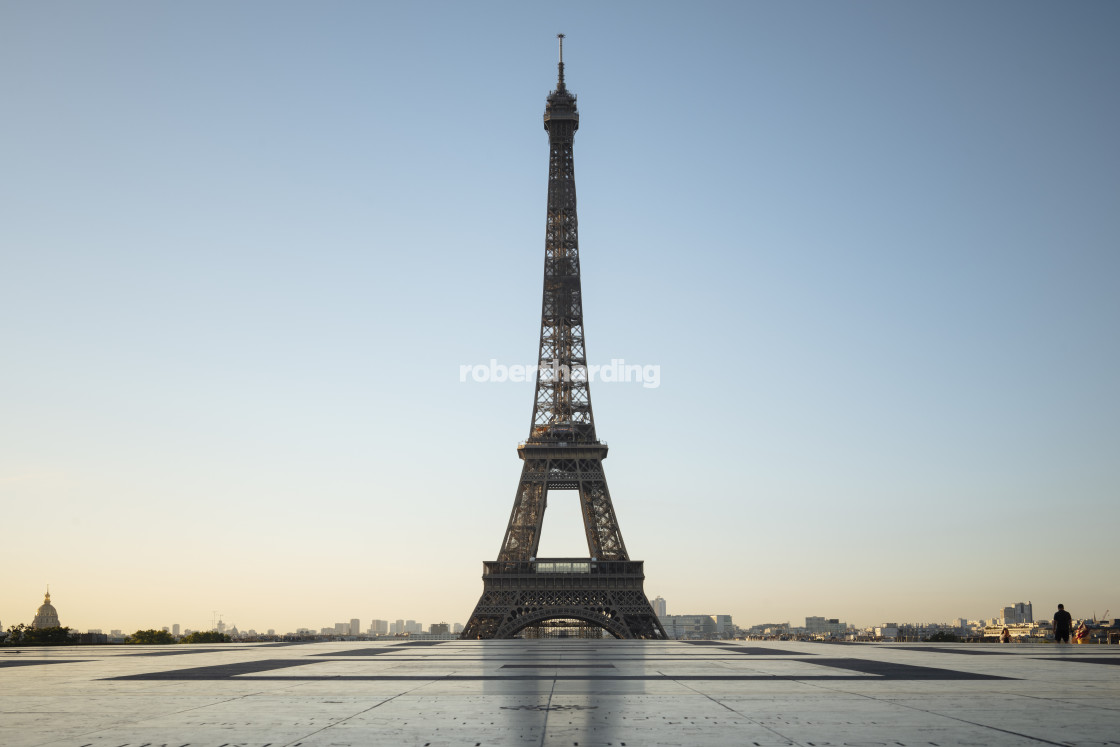 "Eiffel Tower, Palais de Chaillot, Paris, √éle-de-France, France, Europe" stock image