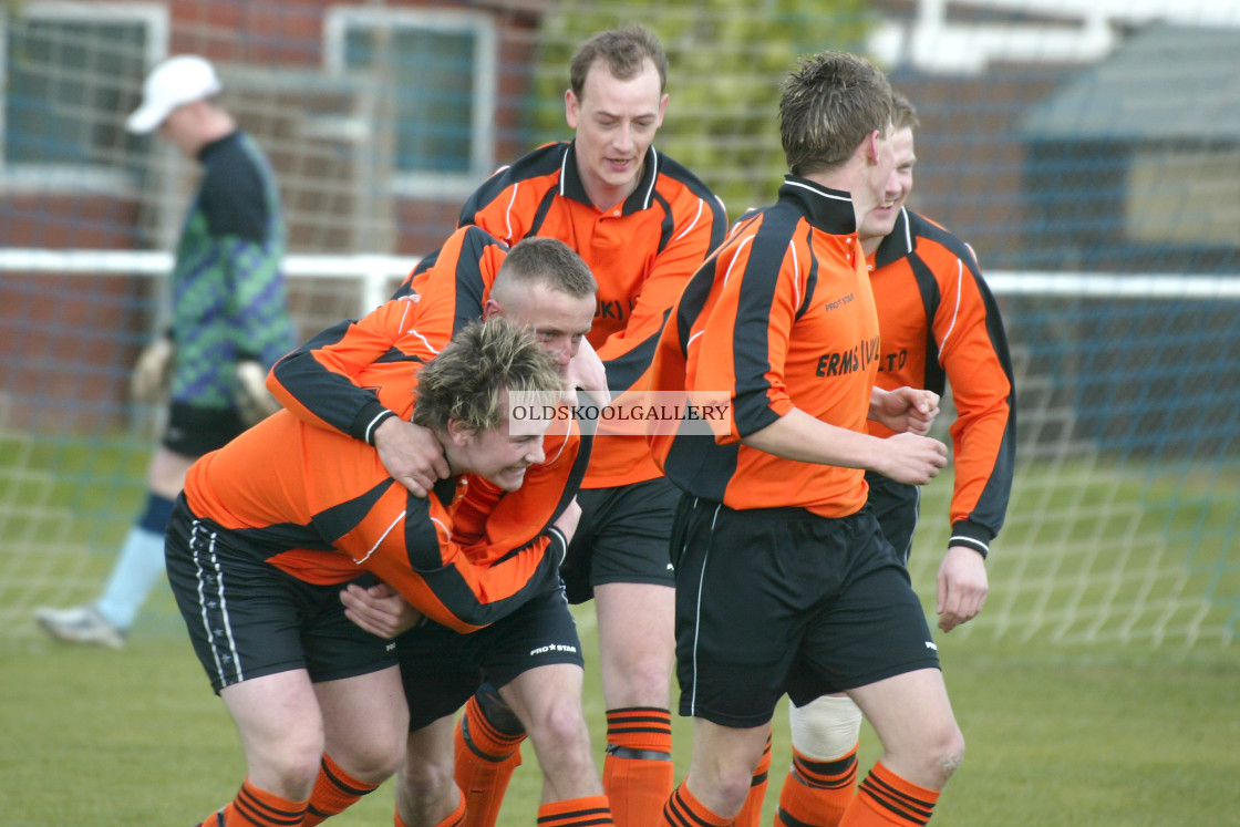 "Chatteris Fen Tigers FC (April 2004)" stock image