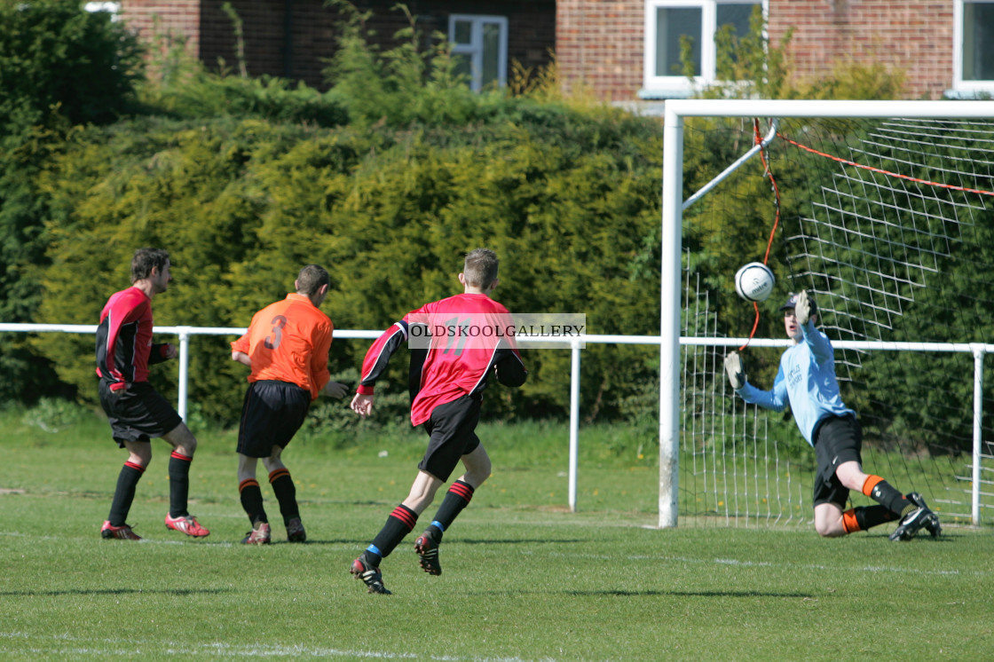 "Netherton United "A" FC v Wimblington "A" FC (2009)" stock image