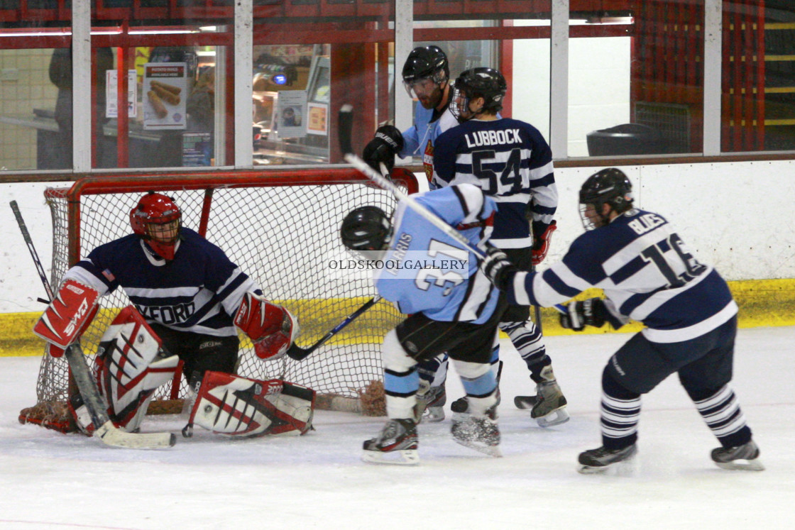 "Varsity Ice Hockey - Cambridge Men v Oxford Men (2013)" stock image