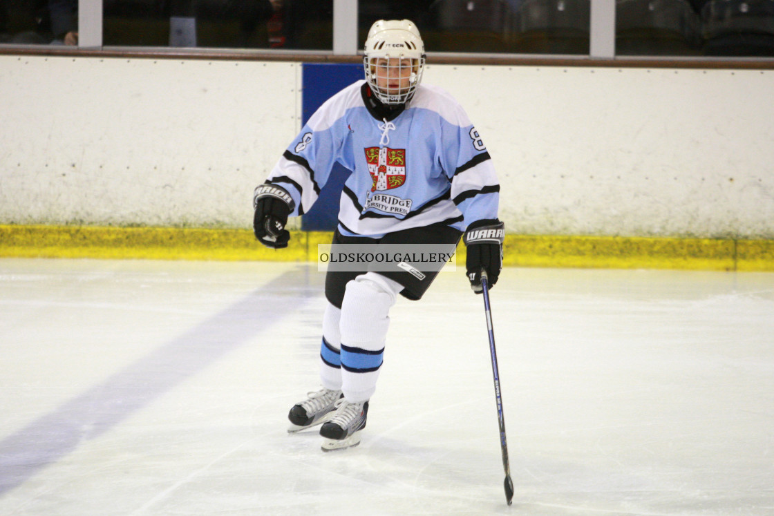 "Varsity Ice Hockey - Cambridge Women v Oxford Women (2013)" stock image