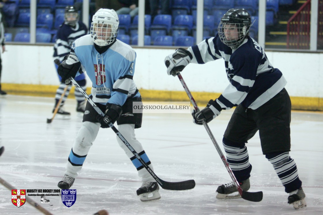 "Varsity Ice Hockey - Cambridge Women v Oxford Women (2009)" stock image