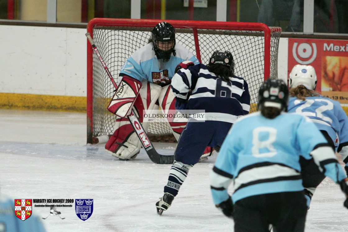 "Varsity Ice Hockey - Cambridge Women v Oxford Women (2009)" stock image