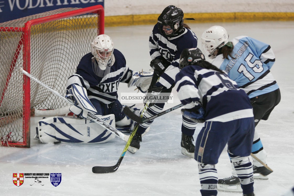 "Varsity Ice Hockey - Cambridge Women v Oxford Women (2009)" stock image