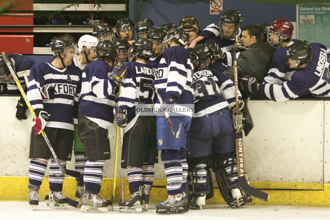 "Varsity Ice Hockey - Oxford Vikings v Cambridge Eskimos (2010)" stock image